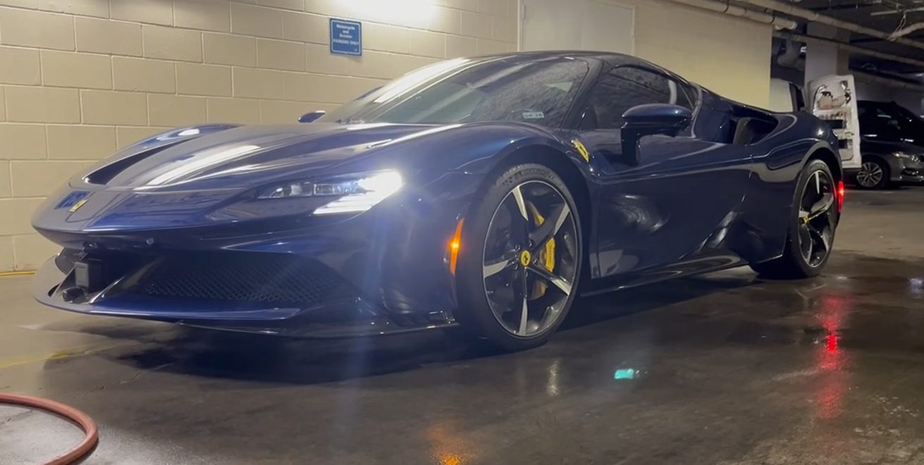 Ferrari SF90
